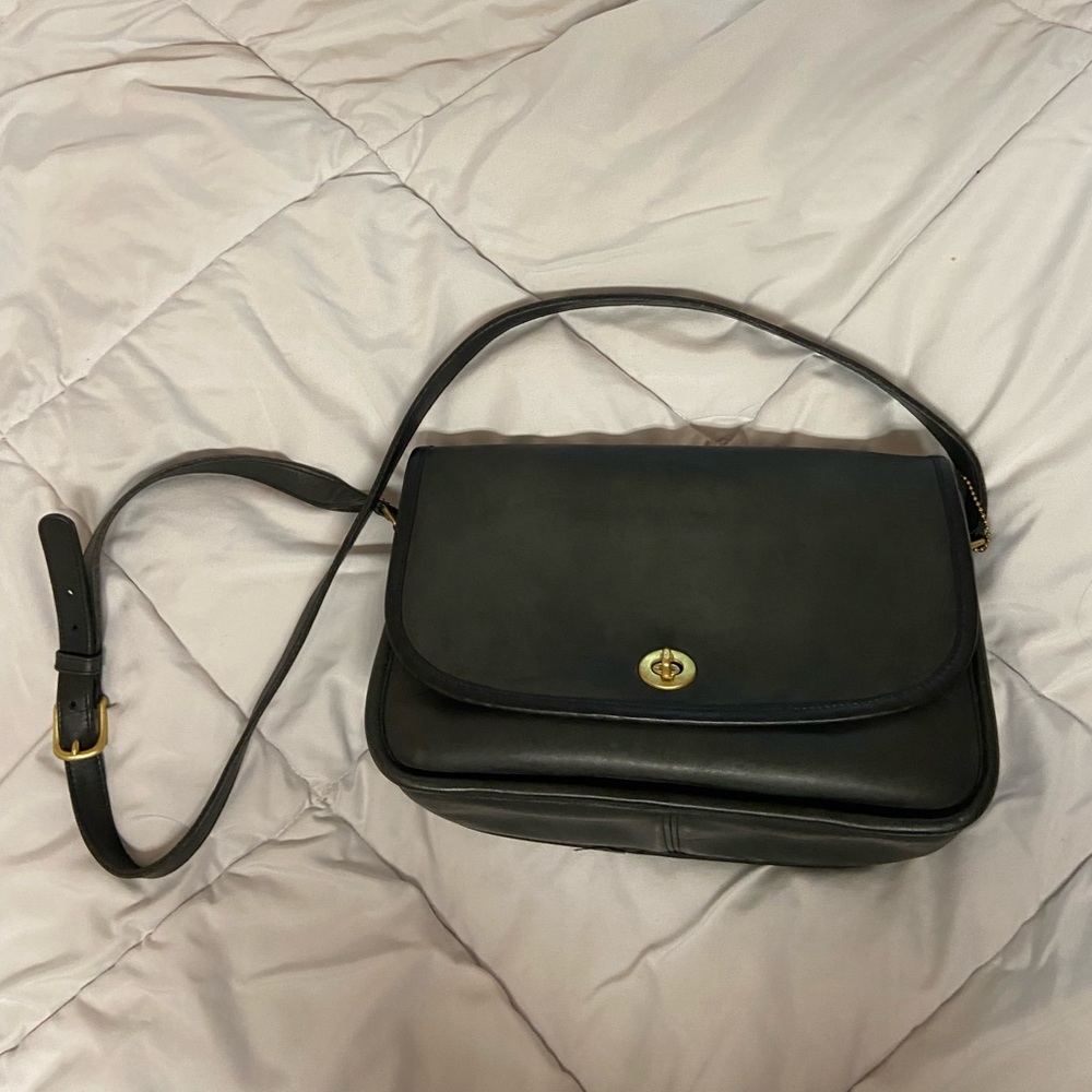 Vintage Coach City Bag 9740 Crossbody Black READ DESCRIPTION. PROJECT BAG